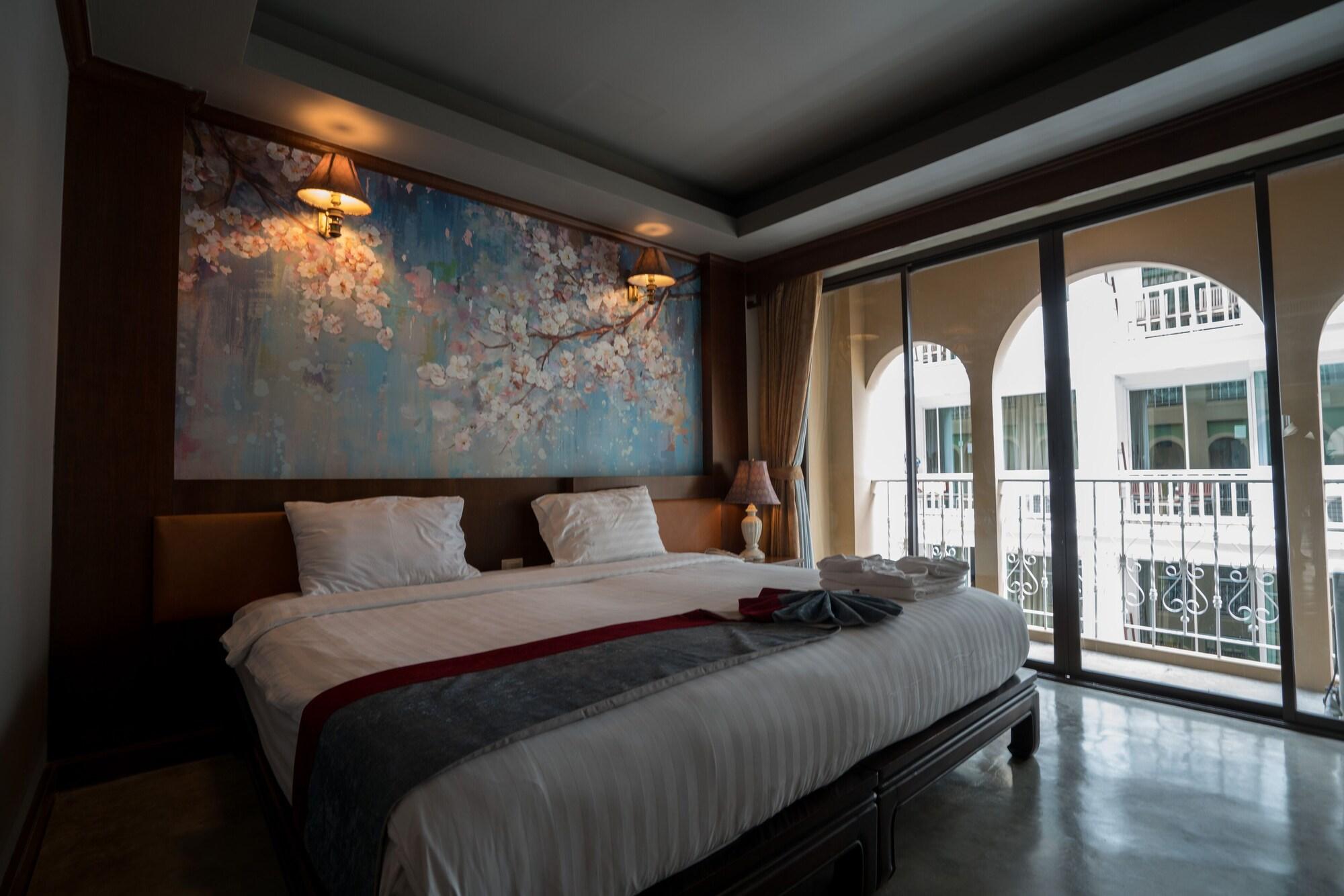Готель Minatale Phuket Patong Екстер'єр фото